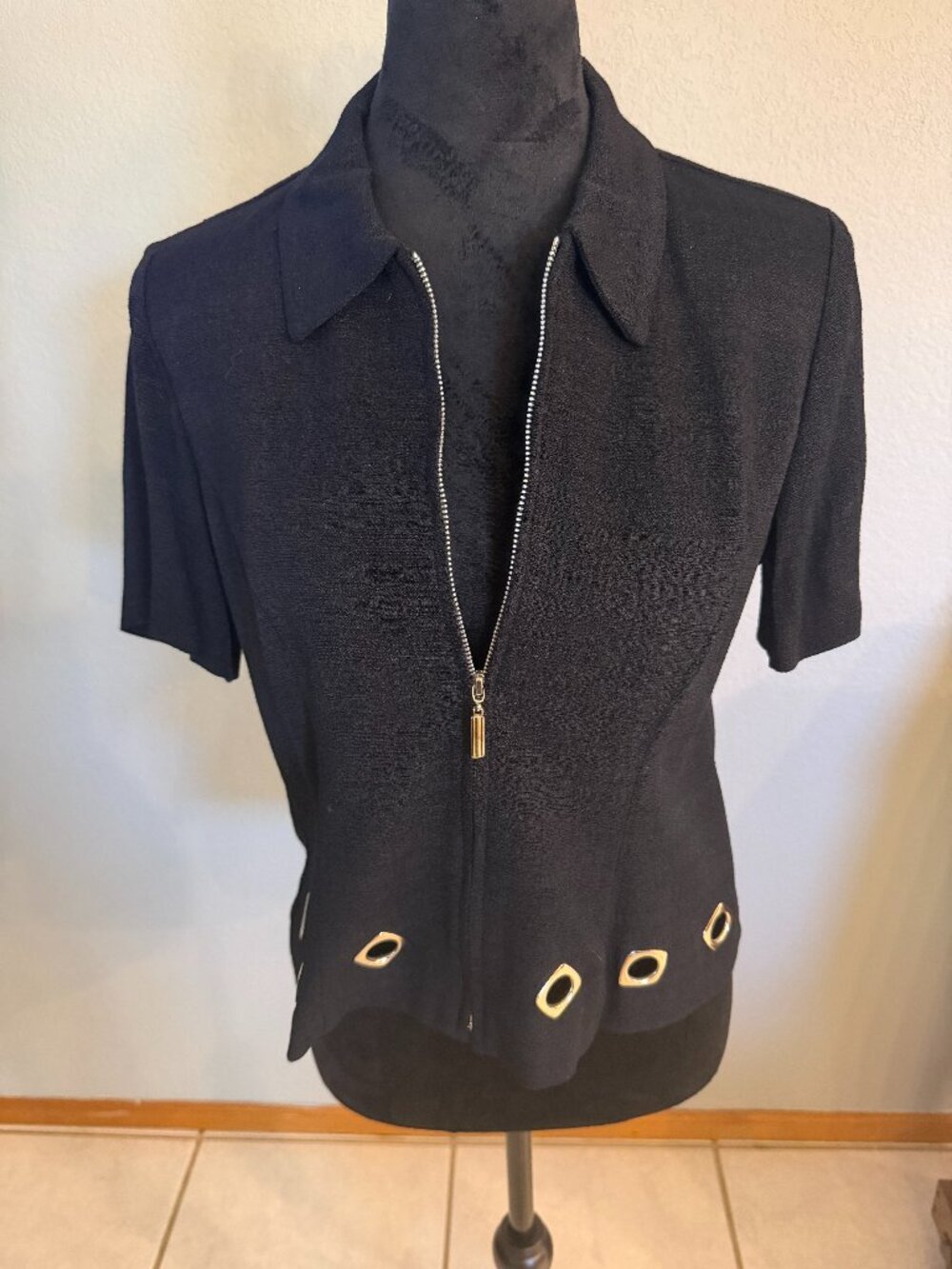 Karen Stevens Petites Black Pantsuit Set Zip Top with Silver Accents & Pants 6P